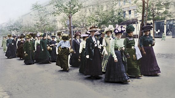 Foto: picture-alliance/akg-images / Demonstration für das Frauenwahlrecht am 12. Mail 1912 in Berlin Foto: picture-alliance/akg-images / Demonstration für das Frauenwahlrecht am 12. Mail 1912 in Berlin